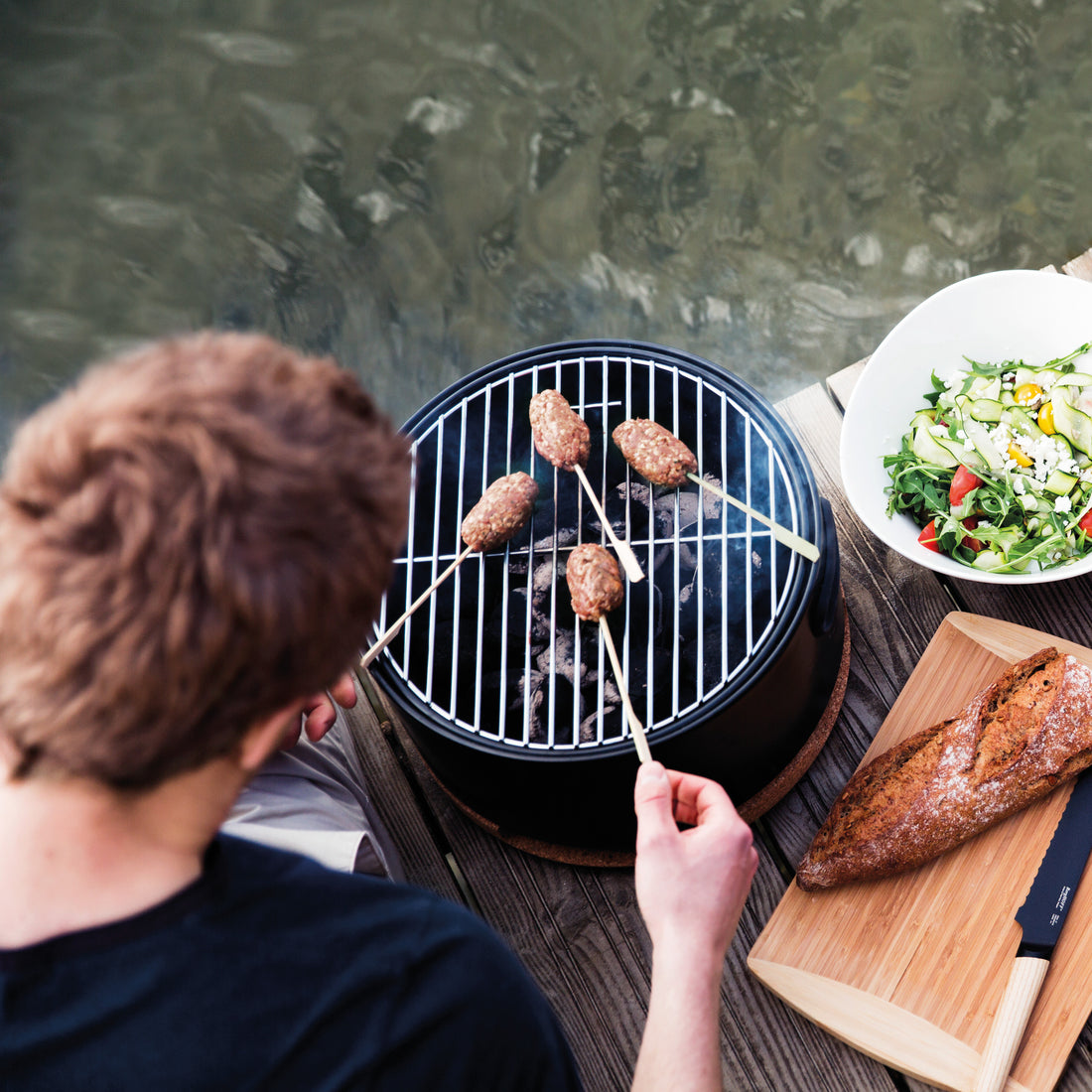 BergHOFF Table BBQ - Portable Charcoal Grill with Adjustable Airflow Lid, Ideal for Garden, Park or Balcony