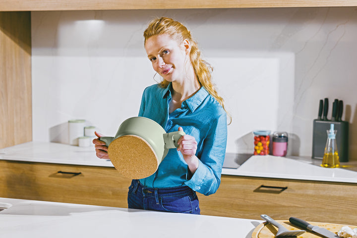 BergHOFF Magnetic Trivet - Balance Series with Cork Surface and Magnetic Base for Steel Cookware